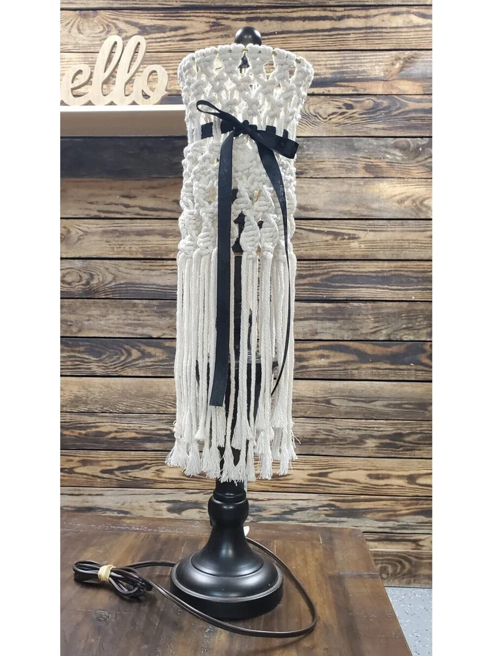 ✨Stunning Bohemian Macrame Accent Lamp ✨